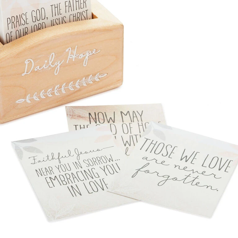 Hallmark Daily Hope 30-Day Promise Box With Inspirational Cards - Image 2
